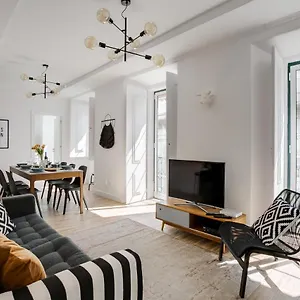 https://alfama-chic-rua-dos-remdios.hotels-lisbon-portugal.com